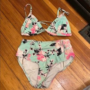 High waisted 2-piece swimsuit